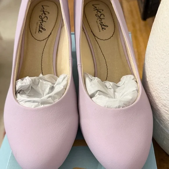 NWT life Stride Lilac Pumps - Picture 3 of 5